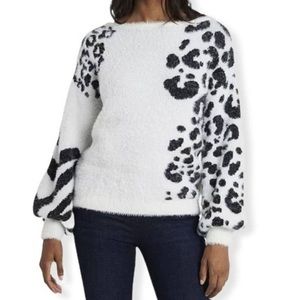 NWT - Vince Camuto - Women’s Holiday Fuzzy Sweater Leopard - Large